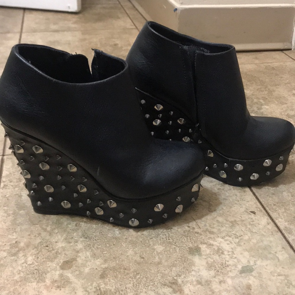 Deena & Ozzy Black Spiked Ankle Platform Boots